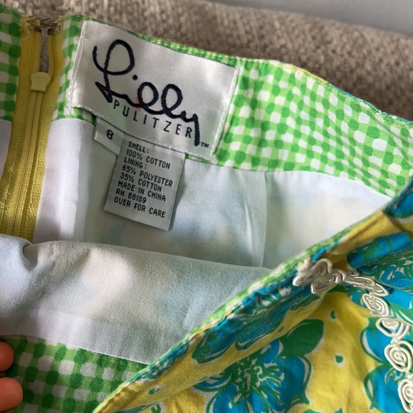 Lilly pulitzer skirt size 8 - Picture 4 of 4